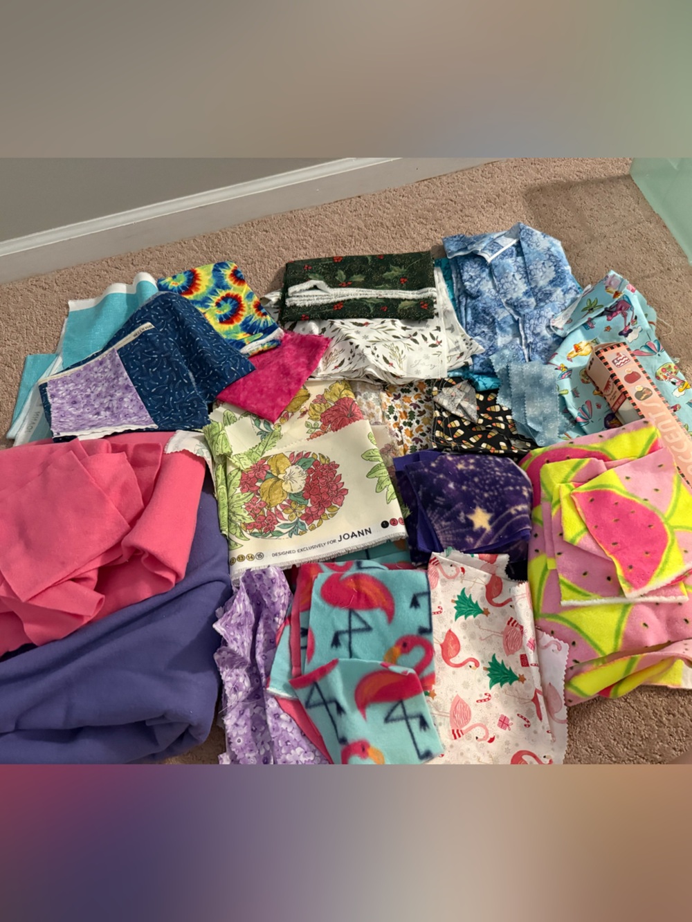 Lot of Assorted Fabric Scraps | Arts & Crafts Supplies - Picture 9 of 9